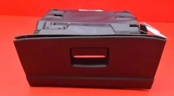 Ford Mondeo MK IV Glove box 7S71-A06010