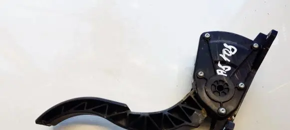 Hyundai Santa Fe Accelerator throttle pedal CCS0098A2B900 CCS0098A-2B900