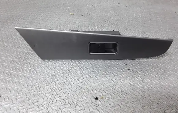 Mazda 3 I Electric window control switch BS3F66380