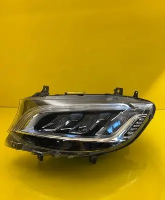 Mercedes-Benz Sprinter W907 W910 Headlight/headlamp A9109067100