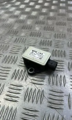Audi Q5 SQ5 ESP acceleration yaw rate sensor 8K0907637C