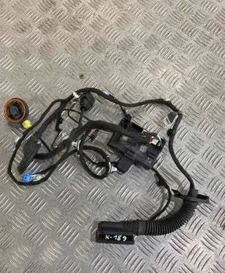 Audi A4 S4 B9 8W Door control unit/module 8W0959593M