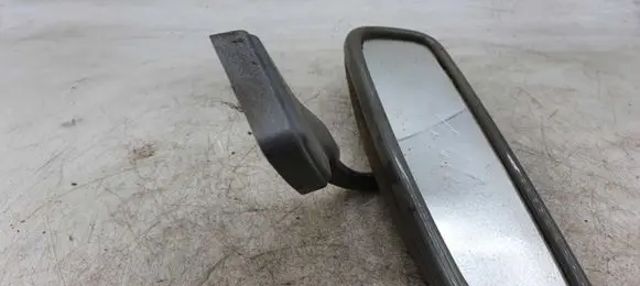 Mitsubishi Pajero Rear view mirror (interior) E200546