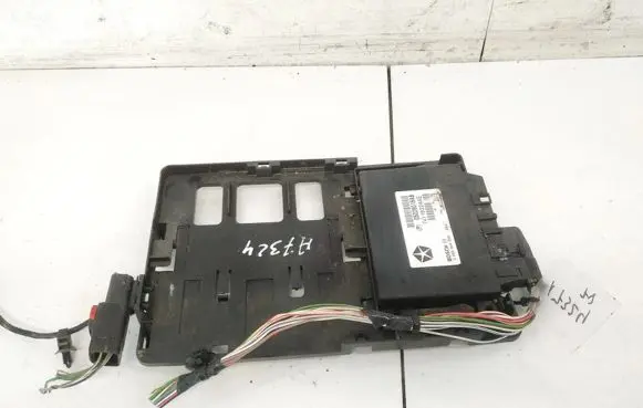 Jeep Grand Cherokee (WK) Parking PDC control unit/module 05026016AB 0263004090
