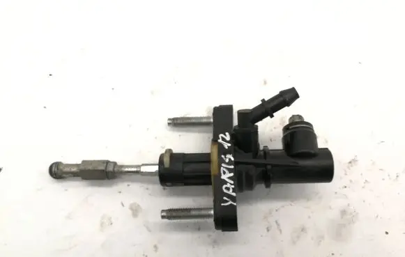 Toyota Yaris Clutch slave cylinder 