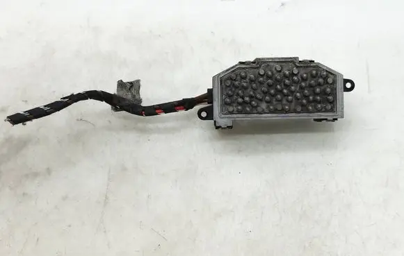 Audi TT TTS Mk2 Heater blower motor/fan resistor 3C0907521D 997211A F011500045