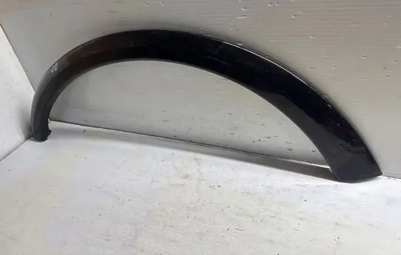 Volvo C30 Rear arch trim 30779141