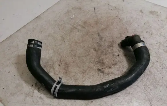 Mercedes-Benz GL X164 Engine coolant pipe/hose A1645060035