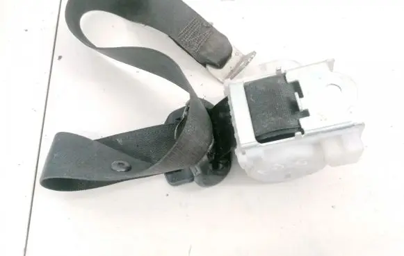 Opel Astra H Rear seatbelt 90580902 E11040678