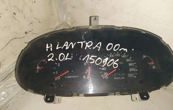Hyundai Elantra Speedometer (instrument cluster) 9911183