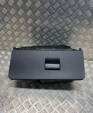 BMW 5 GT F07 Glove box 9142635 112420