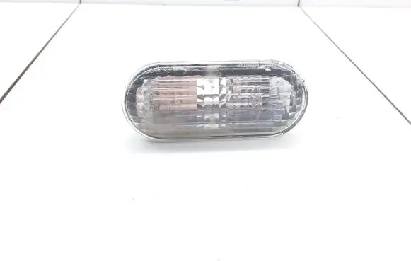 Ford Fiesta Front indicator light 4M5A13K309AA 0800A