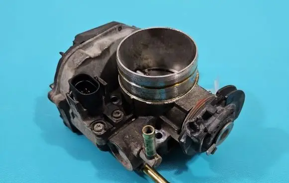 Seat Leon (1M) Throttle body valve 06A133064J IMPRK1365324