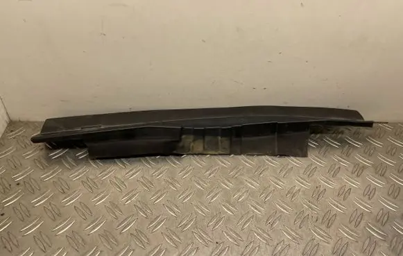 Ford Fusion II Fender end trim DS73A02079AC