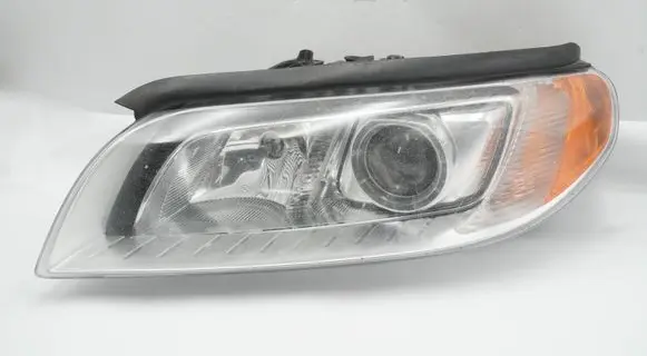 Volvo V70 Headlights/headlamps set 31353532 6948180 6336192099