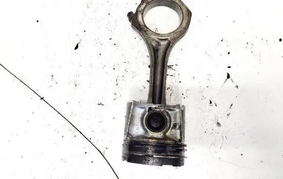 Audi A6 S6 C5 4B Piston with connecting rod