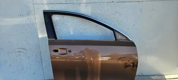 KIA Ceed Front door 