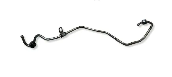 Mazda 6 Fuel injector supply line/pipe 