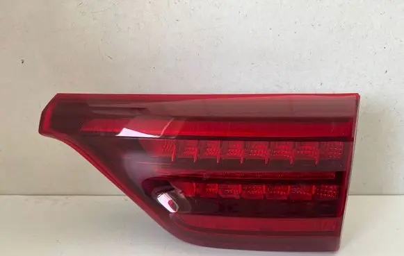 KIA Sportage Tailgate rear/tail lights 92406F1601 R661RR05