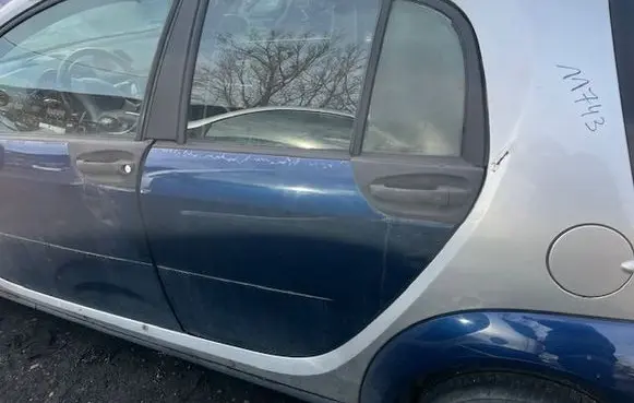 Smart ForFour I Rear door 