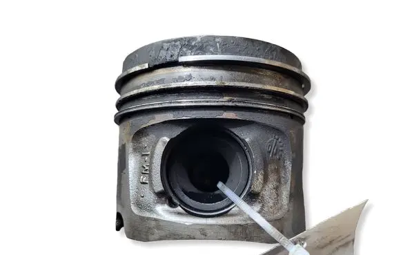 BMW 3 E90 E91 Piston N47