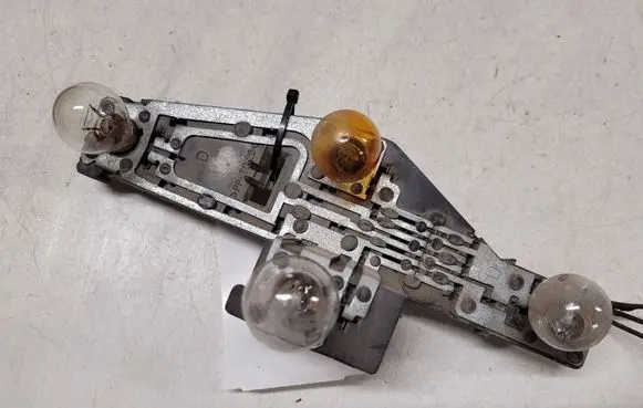 Renault Laguna II Tail light bulb cover holder 2347