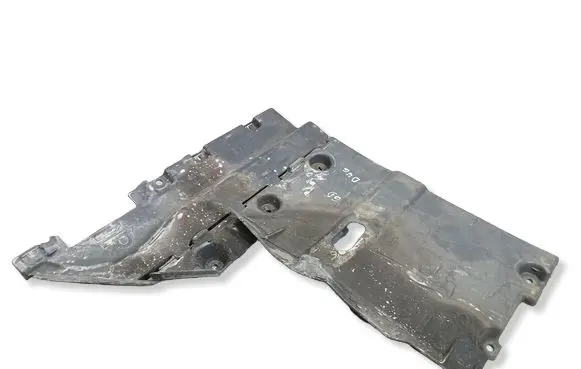Nissan Qashqai+2 Rear underbody cover/under tray 74818BR12A 74818BR10A