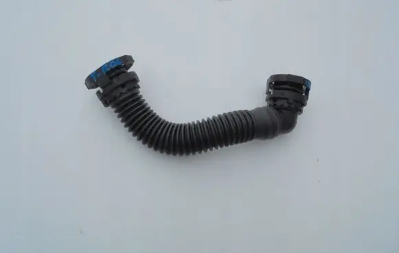 Volkswagen T-Roc Engine coolant pipe/hose 04L103493