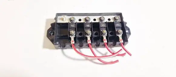 Volvo S60 Fuse box set 9441776 24mv05
