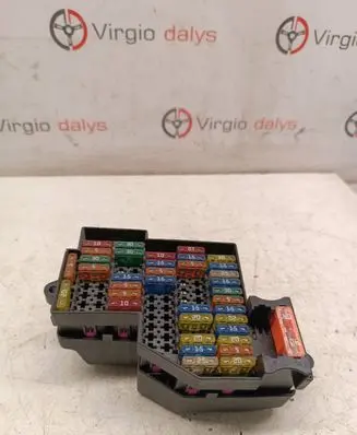 Volkswagen Touareg I Fuse box set 7l0941828