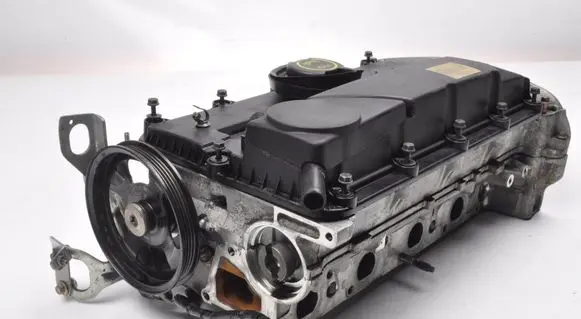 Ford Mondeo Mk III Engine head 2S7Q-6K537-C