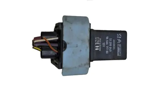 Peugeot Partner III Glow plug pre-heat relay 9666671780