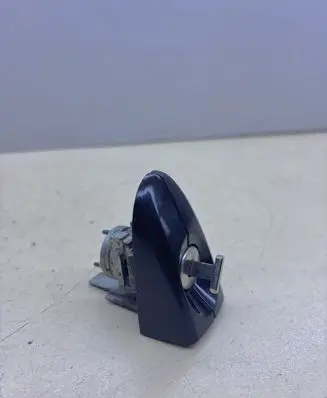 Ford Mondeo MK IV Front door lock (next to the handle) 6M21U218A14