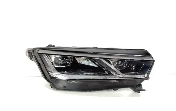 Skoda Octavia Mk4 Headlight/headlamp 5E4941016A