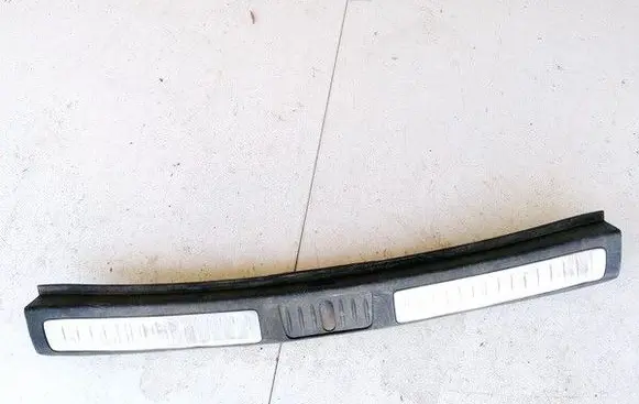 Toyota Avensis T270 Other trunk/boot trim element 5838705110 58387-05110