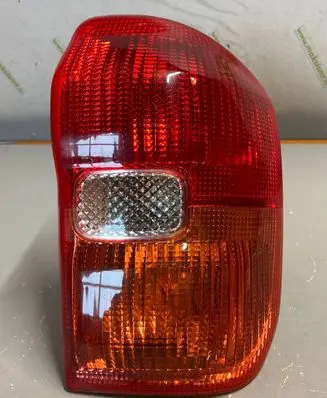 Toyota RAV 4 (XA20) Rear/tail lights