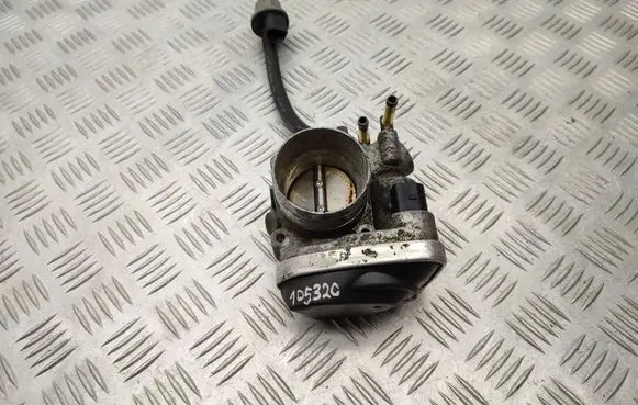 Volkswagen Golf V Engine shut-off valve 06A133062AT