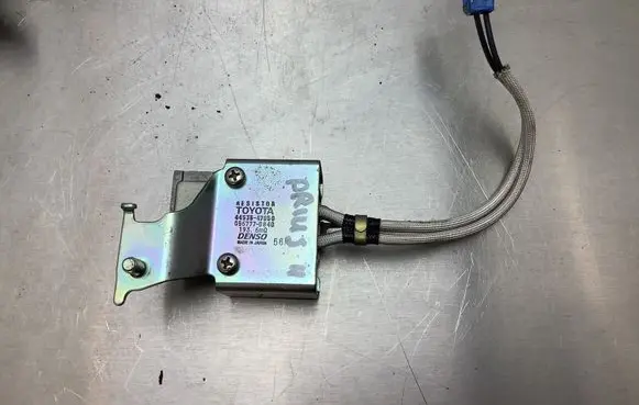 Toyota Prius (XW20) Heater blower motor/fan resistor 0567770840 4453547050