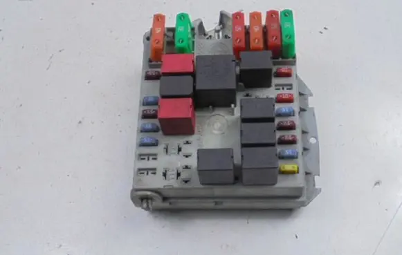 Alfa Romeo GTV Fuse box set 51742419