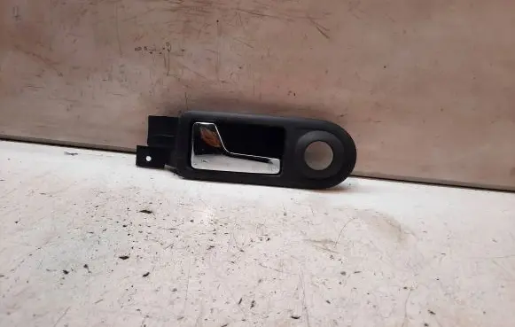 Volkswagen Golf IV Front door interior handle 1J0837113