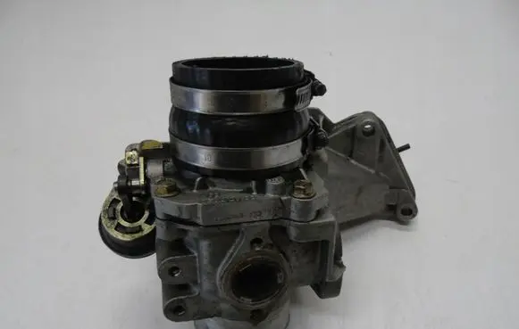 Renault Laguna II Throttle valve