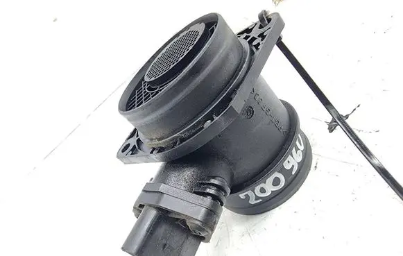 Volkswagen Touran I Mass air flow meter