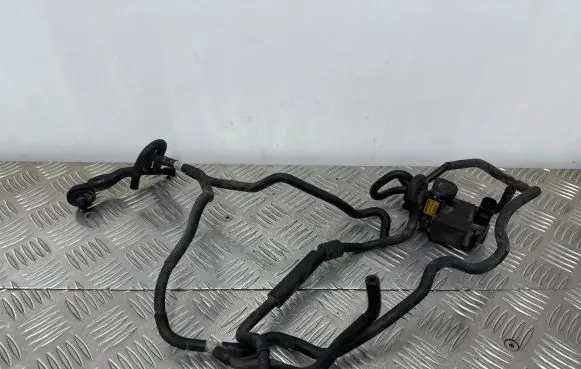 Audi Q5 SQ5 Vacuum line/pipe/hose 06M906609
