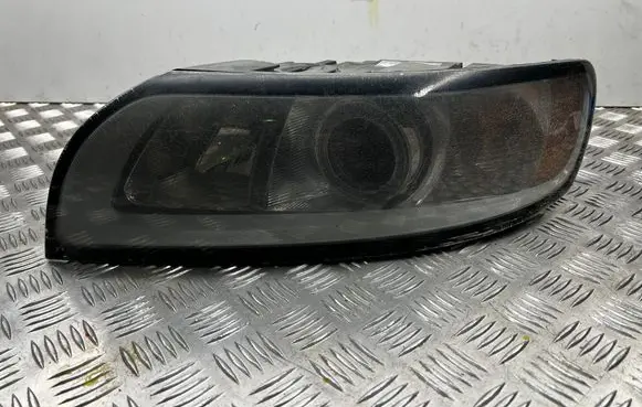 Volvo V50 Headlight/headlamp 20B888 PLE13125 13026