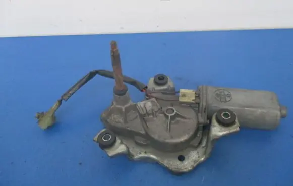 Mazda 626 Rear window wiper motor 34333-581