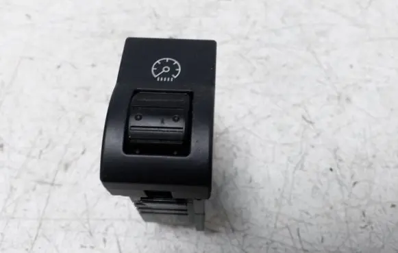 Mazda 3 I Interior lighting switch BP4K666R0