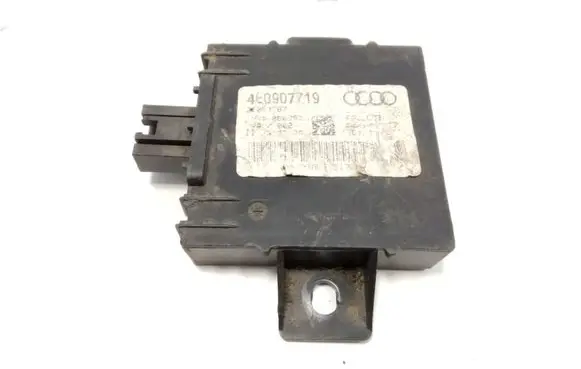 Audi A8 S8 D3 4E Alarm control unit/module 4E0907719 26053787