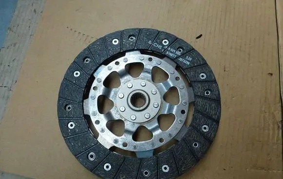Peugeot 1007 Clutch pressure plate 1864001795