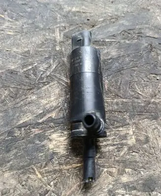 BMW 5 E60 E61 Headlight washer pump 6973097 577833110