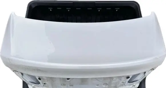 Infiniti M30 Tailgate/trunk/boot lid JN1BDBY51U0520094